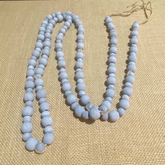 Natural Wooden Bead Garlands on Jute Lot of 5 Gray 74", Beads: ⅜" and ⅝" - Picture 3 of 10